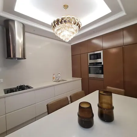Luxery * Tirana