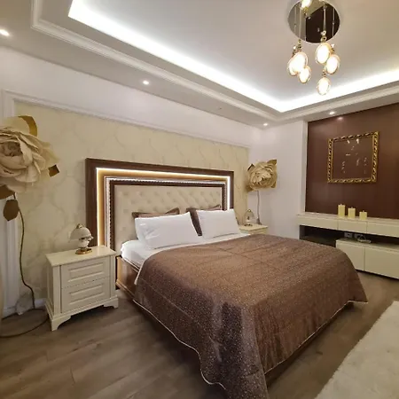 Luxery Apartment *